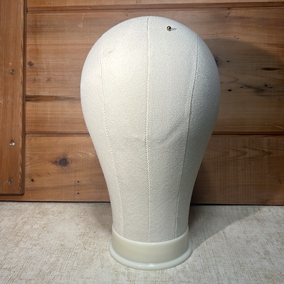 Canvas Wig Head - Size 22 - Picture 3 of 11